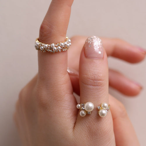 Bold cubic pearl ring